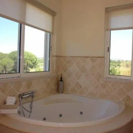 Elegant 6 Bedroom Arden Games With Snooker Table And Table Tennis Quinta Do *