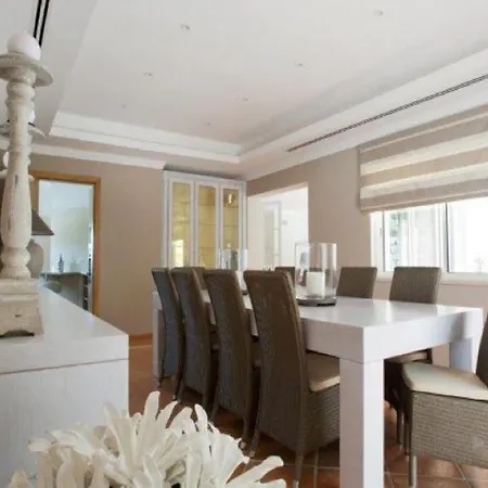 Villa Elegant 6 Bedroom Arden Games With Snooker Table And Table Tennis Quinta Do *