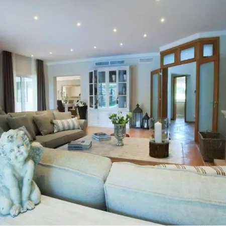 Elegant 6 Bedroom Arden Games With Snooker Table And Table Tennis Quinta Do Villa