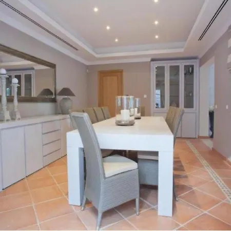 Elegant 6 Bedroom Arden Games With Snooker Table And Table Tennis Quinta Do Villa