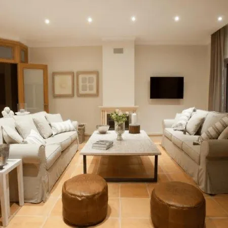 Willa Elegant 6 Bedroom Arden Games With Snooker Table And Table Tennis Quinta Do Almancil