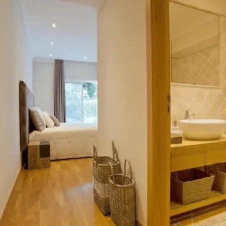 Elegant 6 Bedroom Arden Games With Snooker Table And Table Tennis Quinta Do Villa Almancil